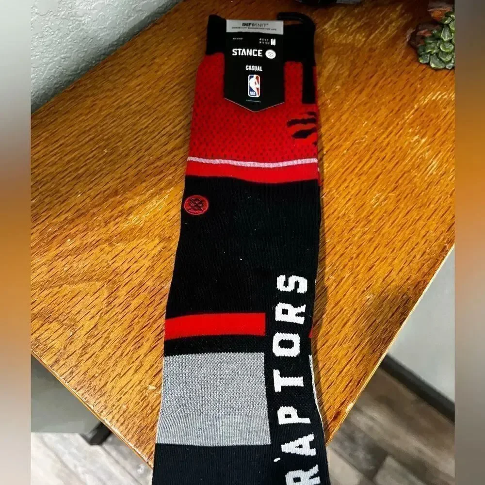 NWT Stance Black & Red Casual NBA Raptors Socks Men 6- 8.5 Women 8 -10.5 #S4
